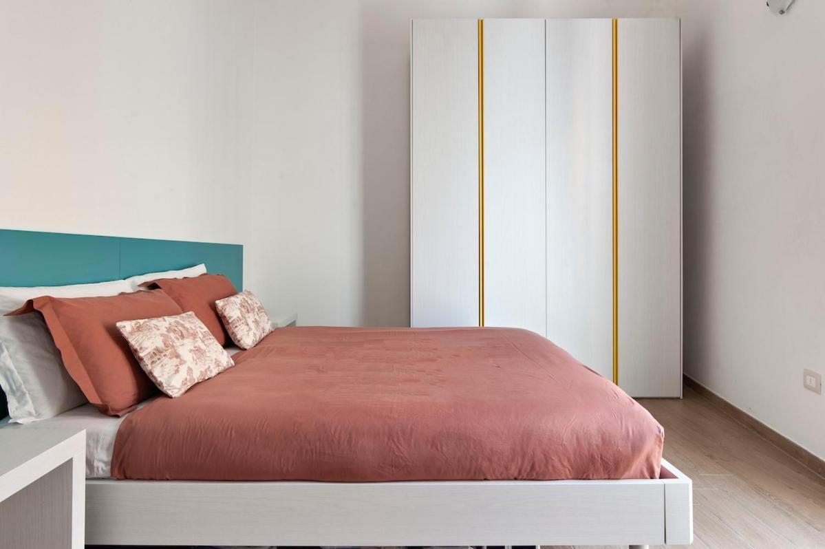 Residence De Franchis - Smart Apartments Lecce Buitenkant foto