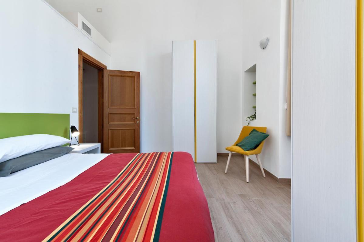 Residence De Franchis - Smart Apartments Lecce Buitenkant foto