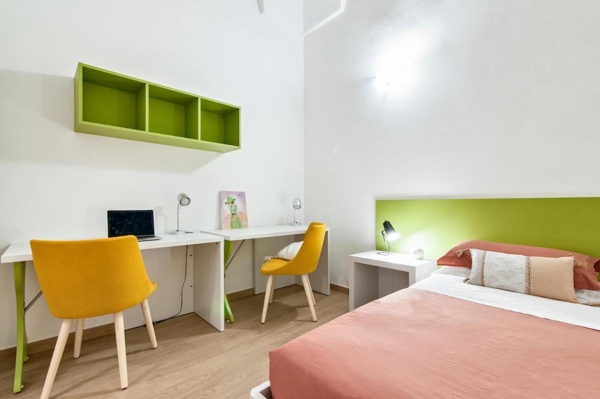 Residence De Franchis - Smart Apartments Lecce Buitenkant foto