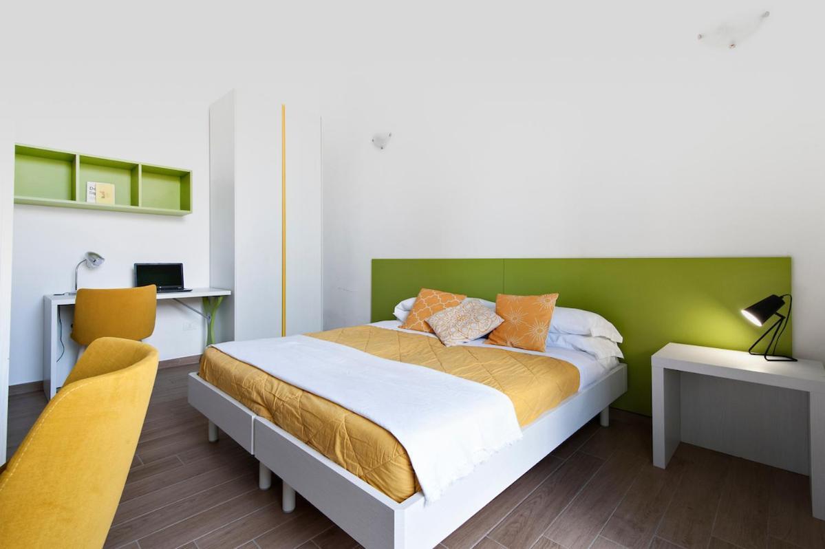 Residence De Franchis - Smart Apartments Lecce Buitenkant foto