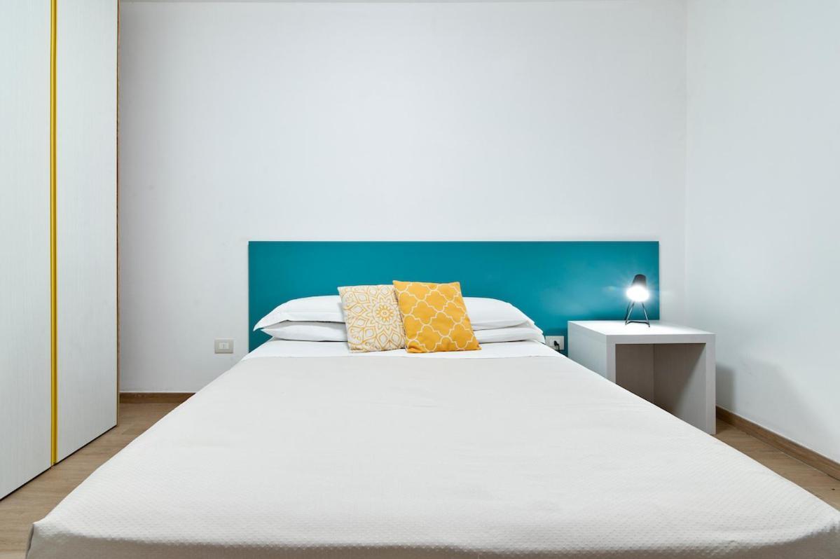 Residence De Franchis - Smart Apartments Lecce Buitenkant foto