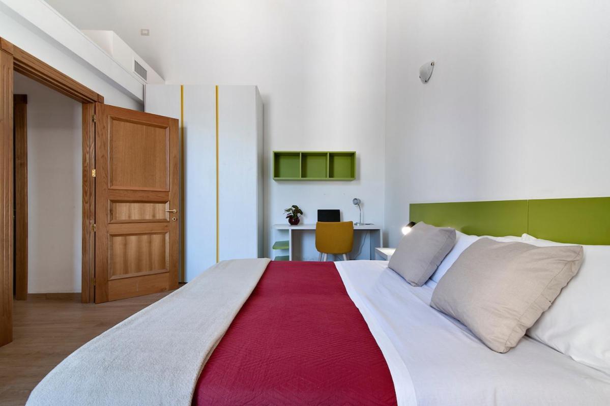 Residence De Franchis - Smart Apartments Lecce Buitenkant foto