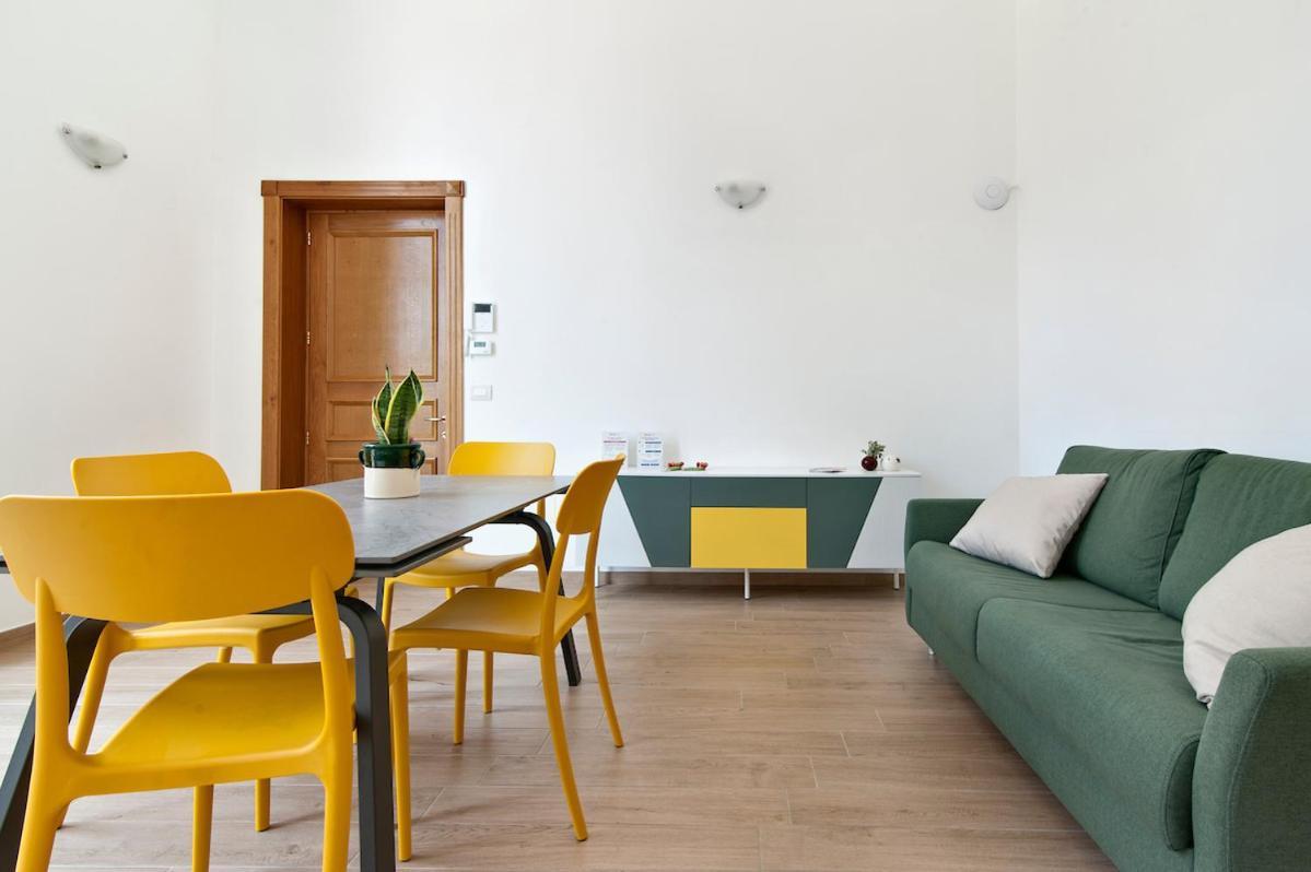 Residence De Franchis - Smart Apartments Lecce Buitenkant foto