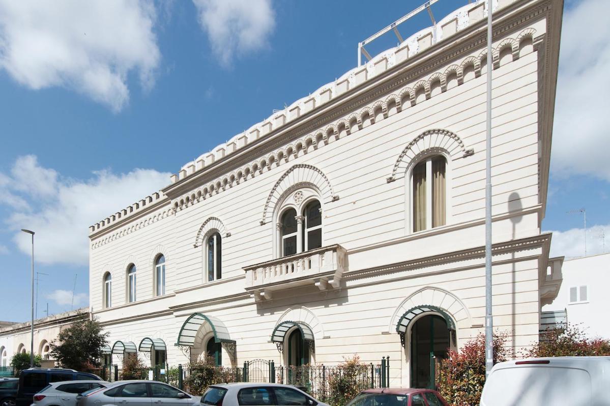 Residence De Franchis - Smart Apartments Lecce Buitenkant foto