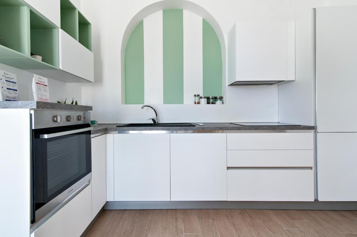 Residence De Franchis - Smart Apartments Lecce Buitenkant foto